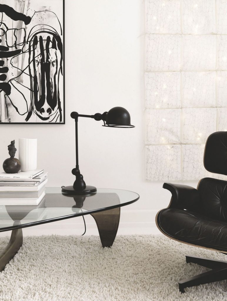 design-coffee-table-noguchi-fauteuil-le-corbusier-772x1024